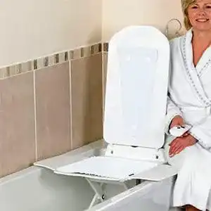 Badewannenlift patterson medical homecraft deltis 09 132 4144