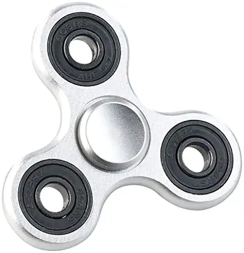 Fidget Spinner Pearl: 3-seitiger Metall-Handspinner für Entspannung