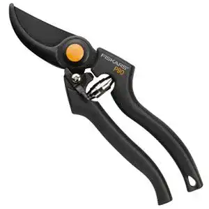 Fiskars gartenschere fiskars bypass gartenschere fuer frische aeste