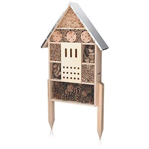 Insect hotel Navaris made of wood – natural insect hotel