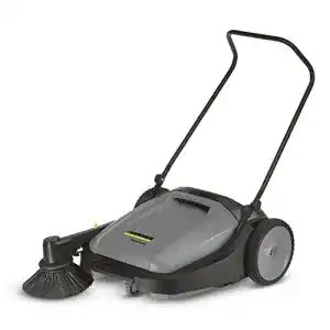 Kehrmaschine kaercher km 70 15 c fuer innen und aussenbereiche