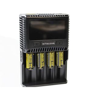 Caricabatterie 18650 Caricabatterie professionale Nitecore SC4 a 4 alloggiamenti per Li-Ion