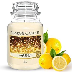 Scented candles Yankee Candle scented candle Large candle in a glass