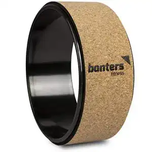 Yoga rad banters aus naturkork yoga wheel inklusive uebungsposter