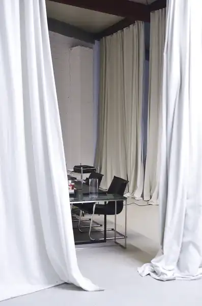 Light curtain