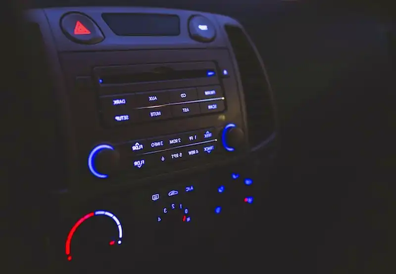 Retro car radio