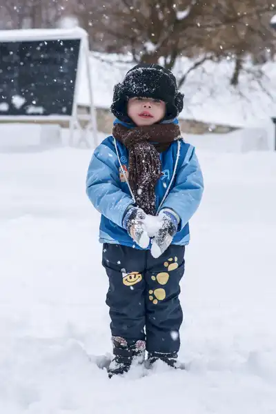 Snowsuit للأطفال