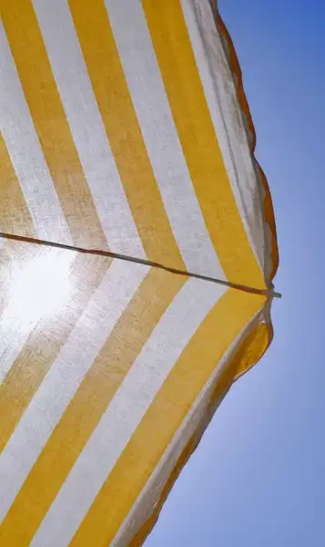 Parasollhållare för strand
