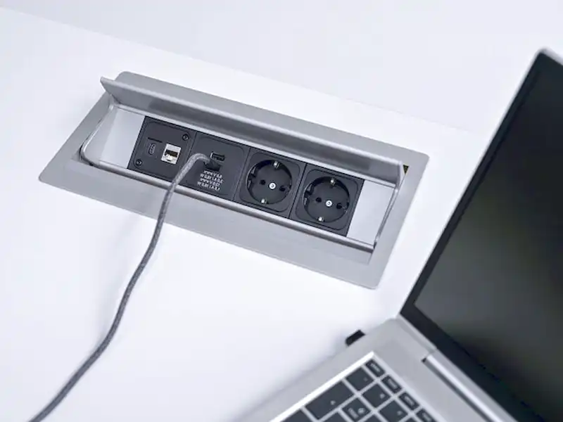 Υποδοχή ρεύματος USB