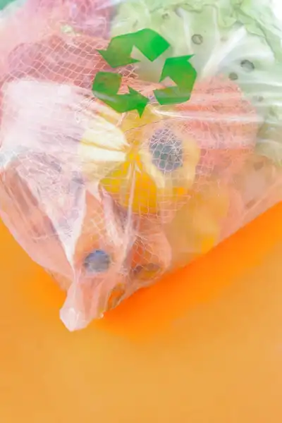 Biologisk nedbrydelige affaldsposer