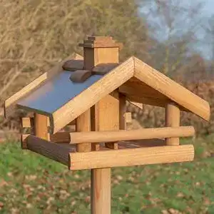 Vogelhaus gross voss garden vogelhaus grota inkl staender holz