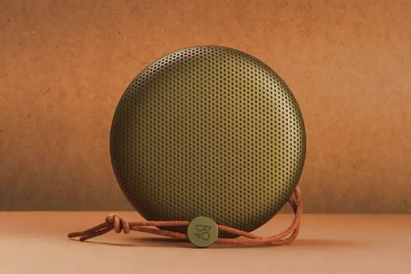 Bang-und-Olufsen-Lautsprecher_3