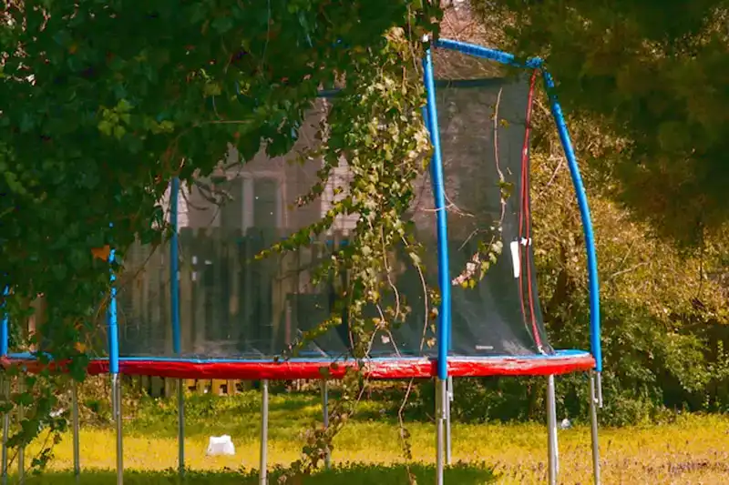 Bodentrampolin_2