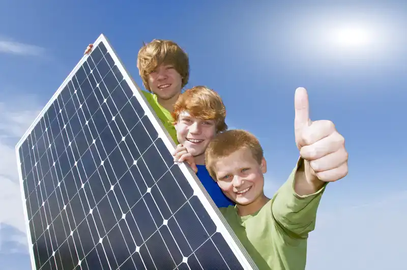 Wechselrichter 2.000 W - Hybrid Wechselrichter 2