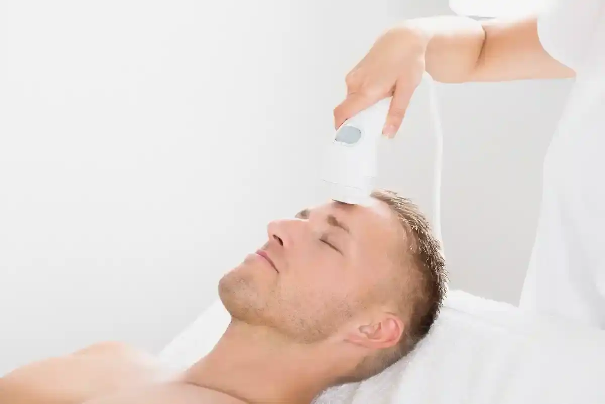 Mikrodermabrasion-Gerät - Mikrodermabrasion Geraet 2