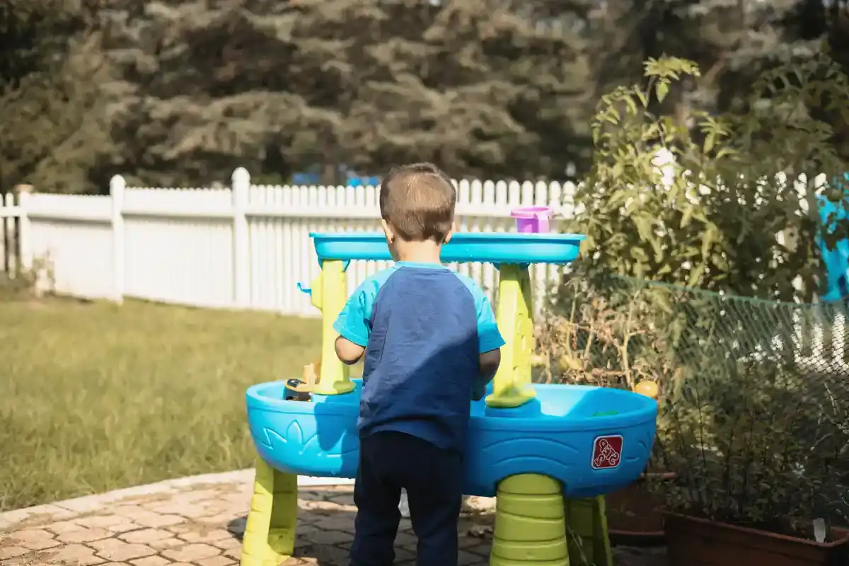 Wasserspieltisch - Wasserspieltisch 2