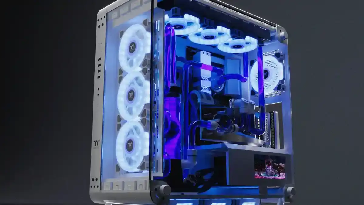 Thermaltake-Wasserkühlung - Thermaltake Wasserkuehlung 2