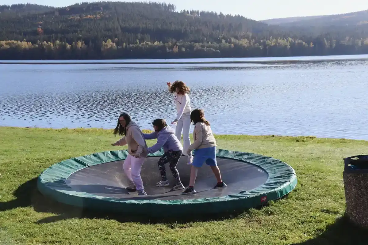 Trampolin 244 cm - Trampolin 244 cm
