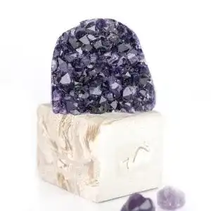 Amethyst drusenstueck deep purple project geode