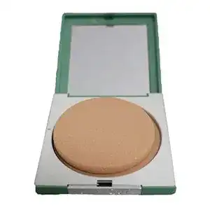 Clinique-Puder