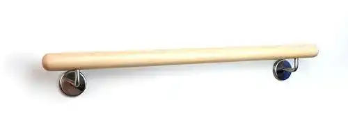 Handlauf Garderobia aus Holz mit halbrunden Abschlüssen