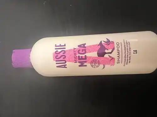 Aussie Mega-Shampoo 6 x 300 ml im Vergleich