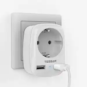 Steckdosenadapter Tessan mit USB-Anschlüssen für mehrere Geräte