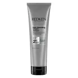 Peeling-Shampoo von Redken für eine gründliche Reinigung der Kopfhaut