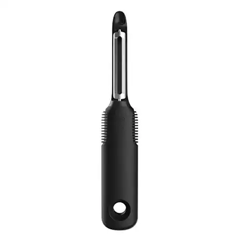 Pendelschäler OXO Good Grips mit Zubehör für einfache Anwendung