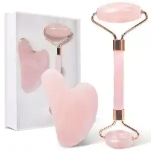 Rosenquarz Roller und Gua Sha Stein für Gesichtsmassage