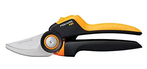 Fiskars Bypass Gartenschere M X-series PowerGear P921