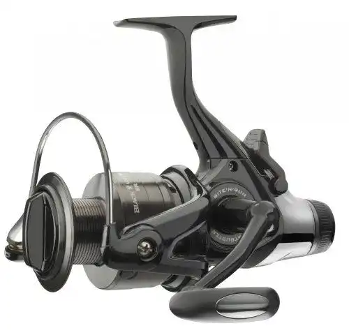 Karpfenrolle Daiwa Black Widow BR 4000, Farbe Schwarz