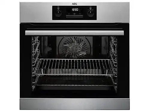 Pyrolyse-Backofen AEG BPB331020M mit Selbstreinigung und 71 Liter Volumen