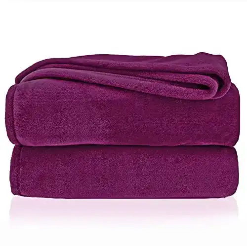 Kuscheldecke aus Flanell von heimtexland, weich und warm