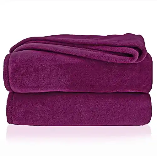 Kuscheldecke aus Flanell von heimtexland, weich und warm