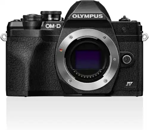 Olympus OM-D E-M10 Mark IV Micro-Four-Thirds Kamera im Vergleich