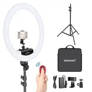 Ringlicht NEEWER Set mit verbesserter LED-Technologie und Zubehör