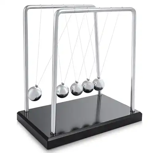 Newton Pendel Toys4Boys Kugelstoßpendel mit 5 Kugeln auf Holzsockel