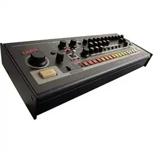 Drumcomputer Roland TR-08 Rhythm Composer – Kompakte Nachbildung der TR-808