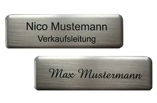 Namensschild aus Aluminium und Kunststoff mit Gravur