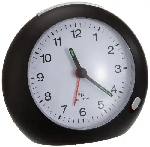 Funkwecker TFA Dostmann 98.1037 mit Analoganzeige und Snooze-Funktion