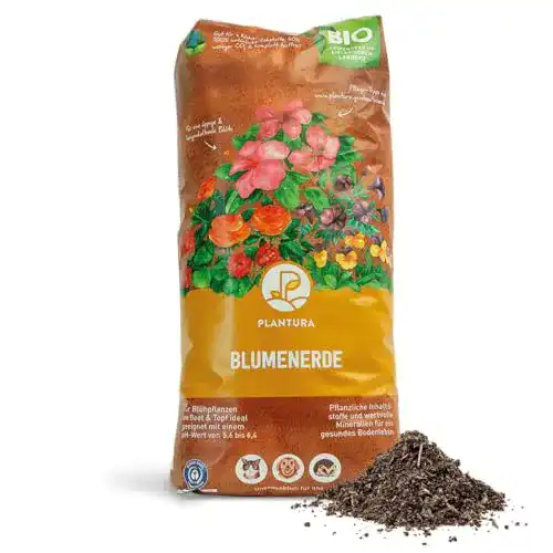 Torffreie Bio-Blumenerde von Plantura, klimafreundlich und vorgedüngt