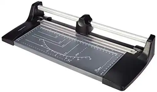 Papierschneidemaschine von Amazon Basics für Rollschneider