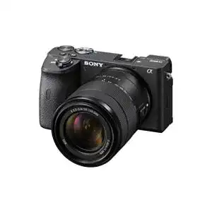 Sony Alpha 6600 APS-C Kamera mit 18-135mm Zoom-Objektiv