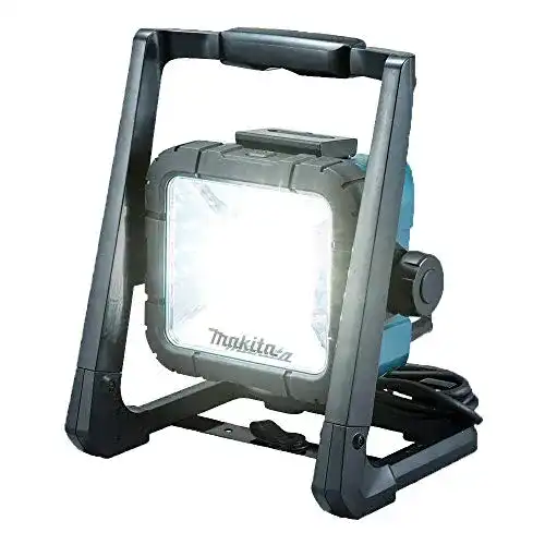 LED Akku Strahler von Makita DML805/1 – Schnurlose Arbeitsleuchte