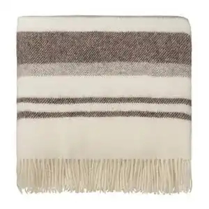 Schafwolldecke Urbanara Kampai 140×220 cm aus Naturwolle