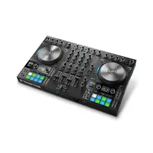 DJ-Controller Native Instruments Traktor Kontrol S4 Mk3 im Vergleich