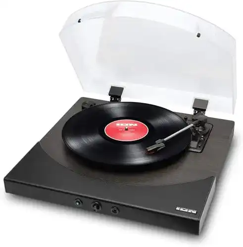 Plattenspieler mit Lautsprechern von Ion Audio Premier LP