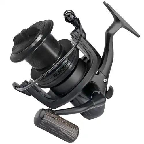 Karpfenrolle Spro Black Pit 6000 Angelrolle für Karpfenangeln