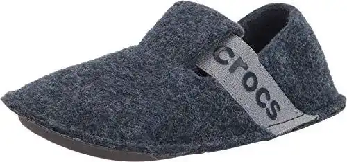 Kinder Hausschuhe von Crocs im Vergleich